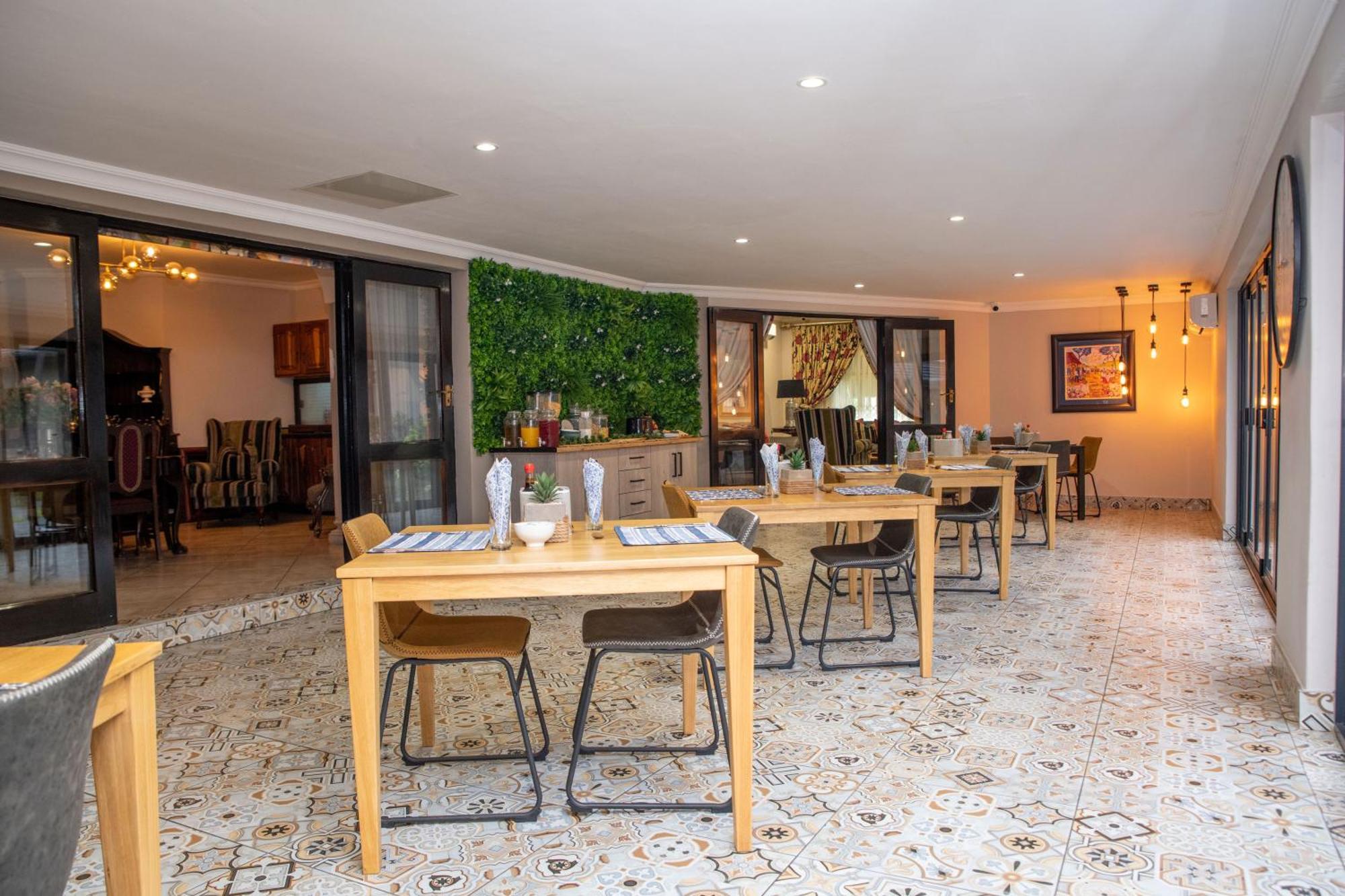 Iso'Bella Vita Guesthouse Phalaborwa Kültér fotó