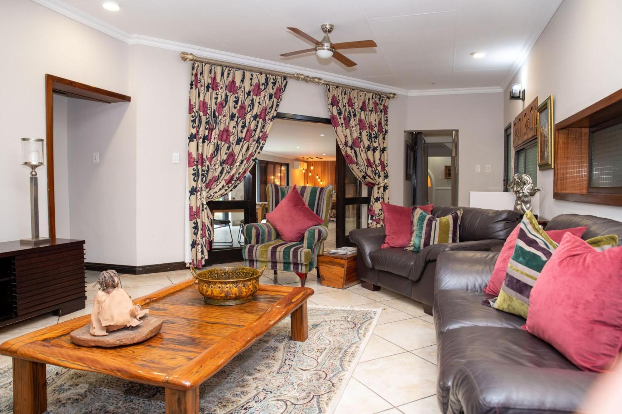 Iso'Bella Vita Guesthouse Phalaborwa Kültér fotó