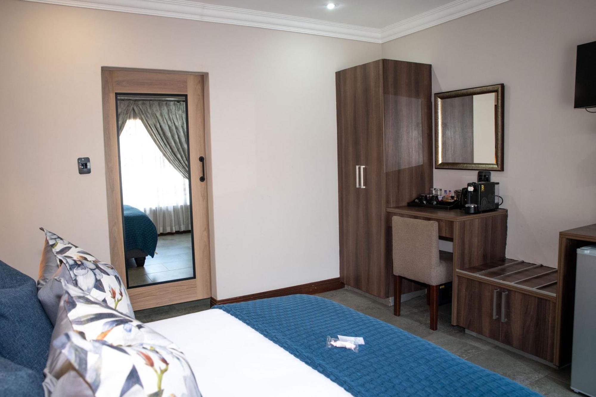 Iso'Bella Vita Guesthouse Phalaborwa Szoba fotó